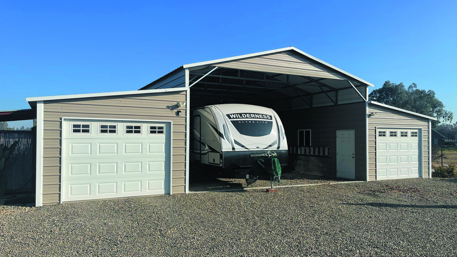 Barns MADERA CARPORTS