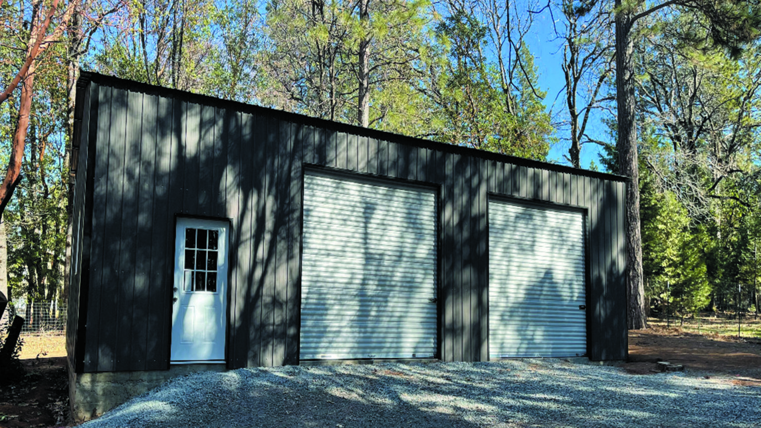 Garages/Enclosed Buildings MADERA CARPORTS