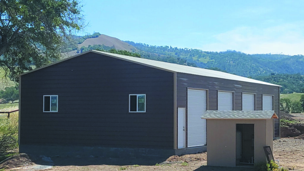 Garages/Enclosed Buildings MADERA CARPORTS